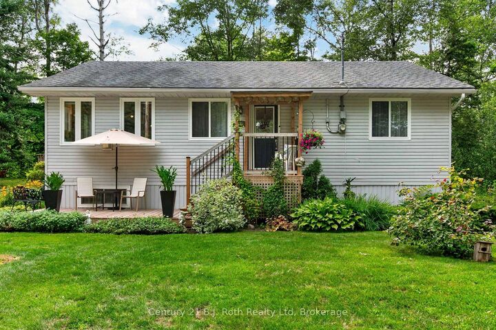 Property Photo: 24 Crescent Drive ON L0K 2A0