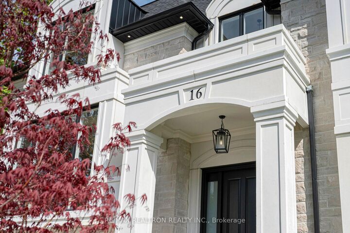 Property Photo: 16 Ballyronan Road ON M3B 1V1