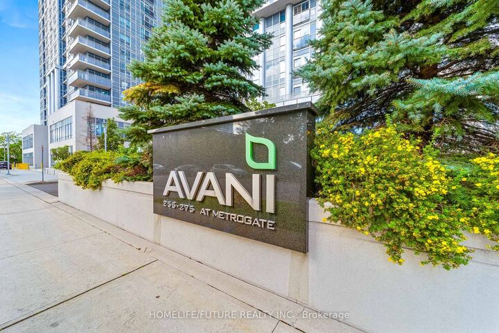 Property Photo: 275 Village Green Square 2815 ON M1S 0L8