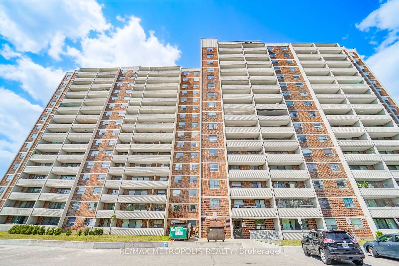 Property Photo: 301 Prudential Drive 407 ON M1P 4V3