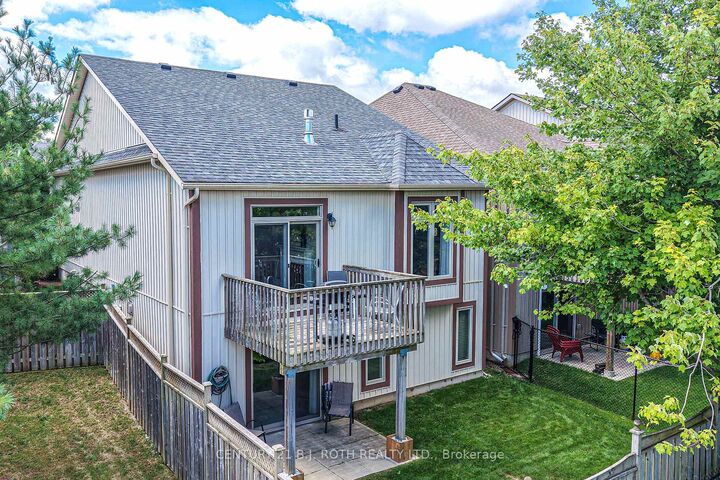 Property Photo: 10 Canterbury Circle ON L3V 0C9