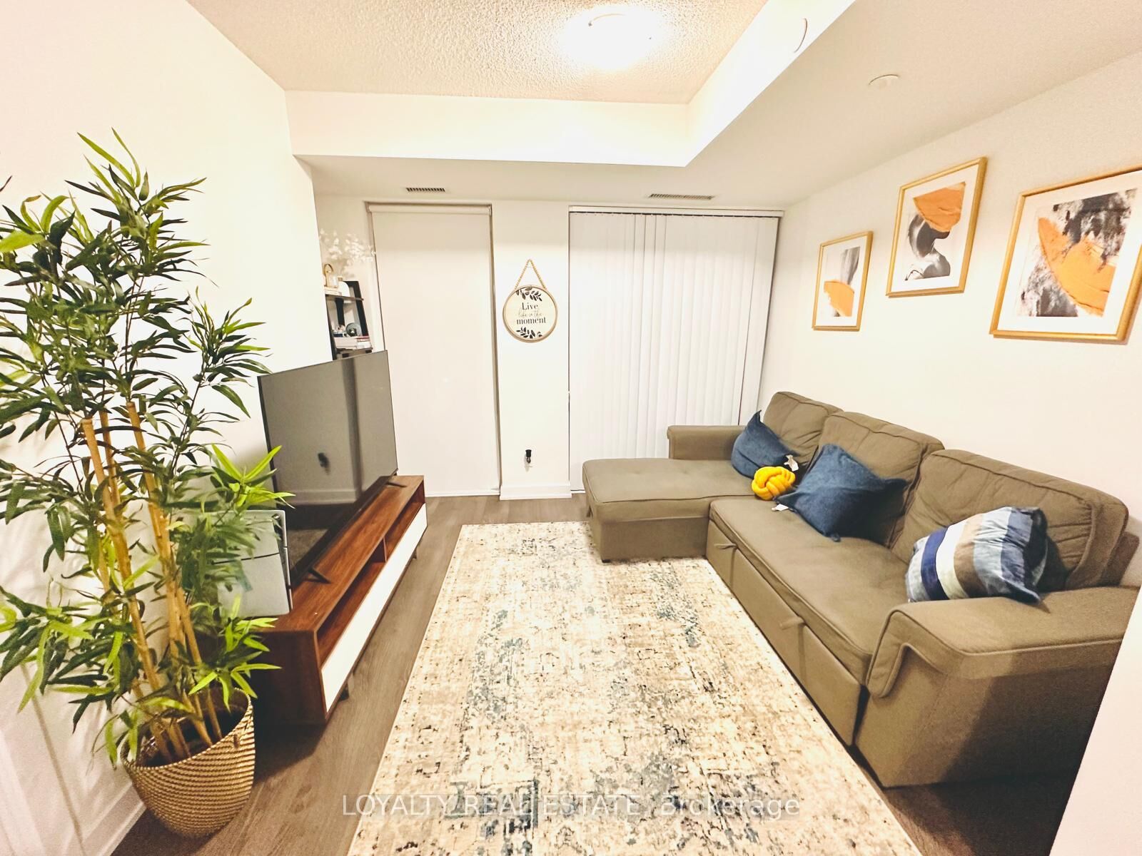 Property Photo:  251 Manitoba Street 311  ON M8Y 0C7 