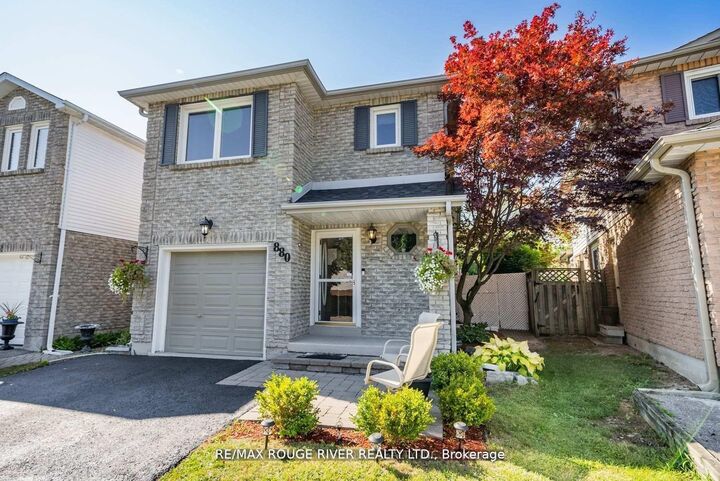 Property Photo: 880 Castlegrove Avenue ON L1J 7Y4