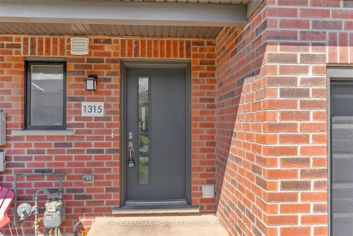 Property Photo:  1315 Michael Circle  ON N5V 0B8 