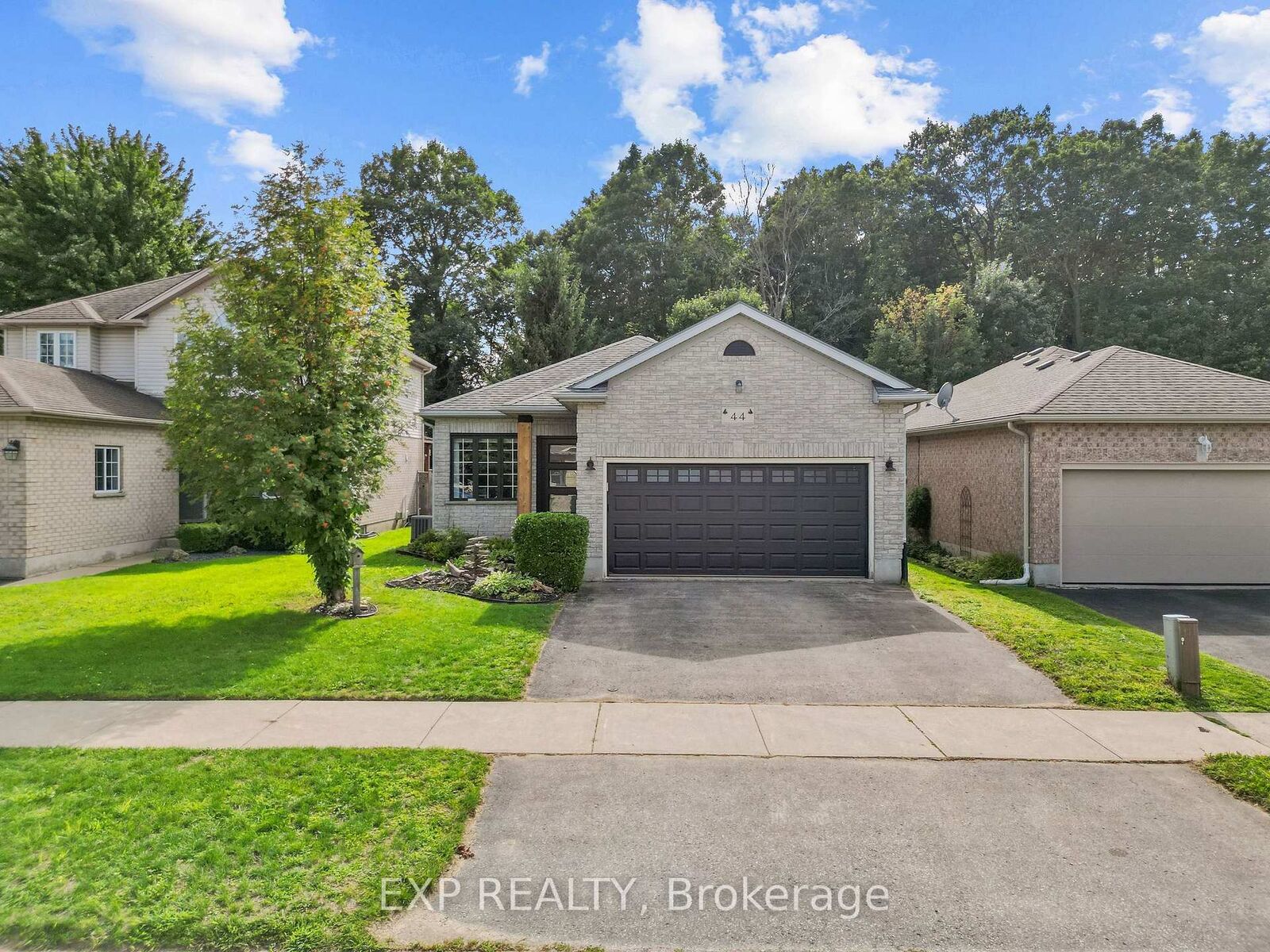 Property Photo: 44 Juniper Crescent ON N7G 4G4