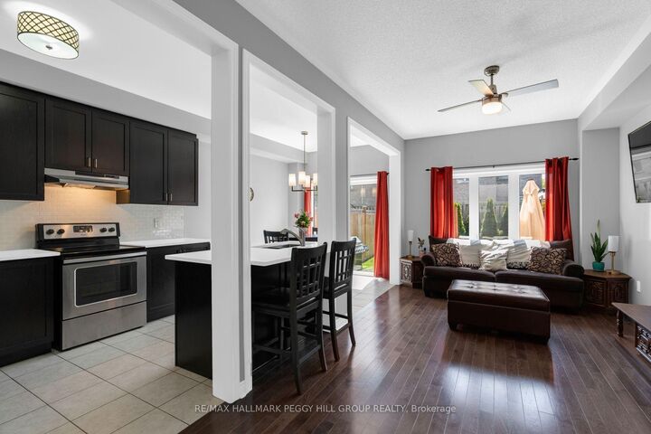 Property Photo:  55 Forsyth Crescent  ON L4N 6R1 