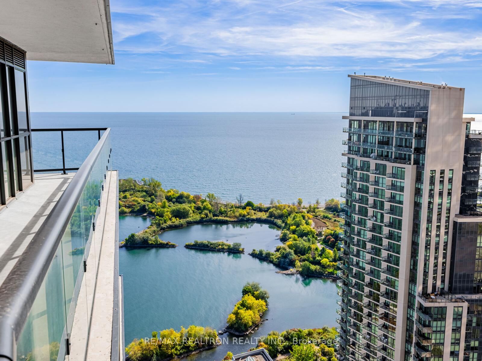 Property Photo:  38 Annie Craig Drive 4106  ON M8V 0G9 