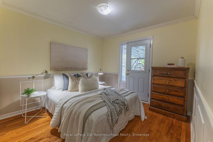 Property Photo:  26 Ashdale Crescent  ON L1C 3M9 
