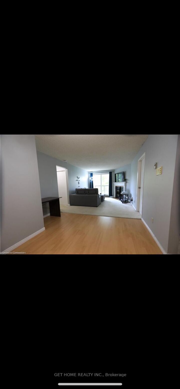 Property Photo:  1096 Jalna Boulevard 64  ON N6E 3B8 