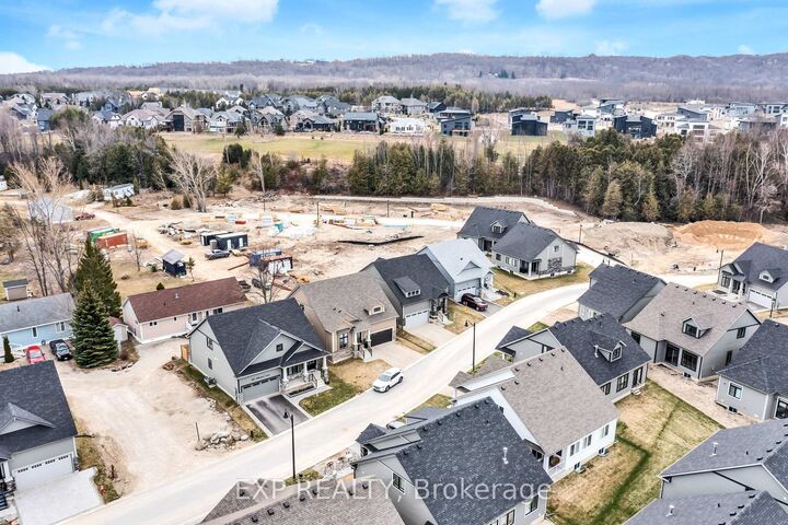 Property Photo: 156 Schooners Lane ON N0H 2P0
