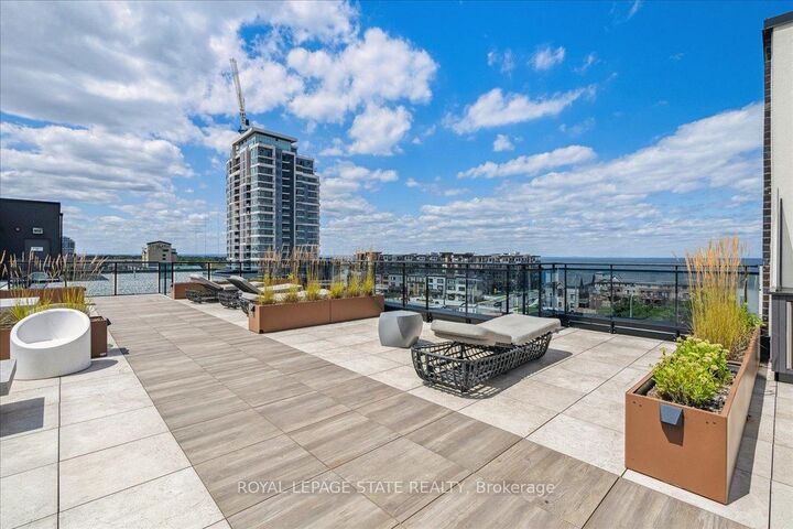 Property Photo: 10 Concord Place 404 ON L3M 0G6