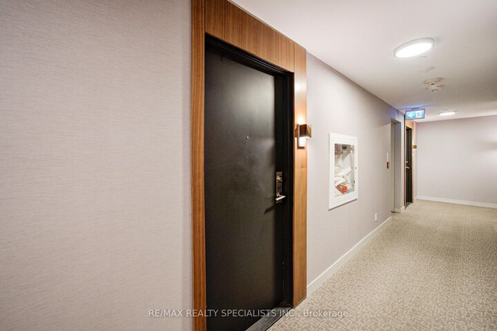Property Photo: 1 Neighbourhood Lane 505 ON M8Y 0C7