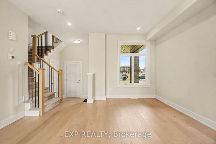 Photo de la propriété: 183 Craig Duncan Terrace ON K2S 3C6