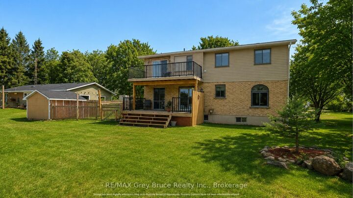 102 Mary Avenue — photo 1
