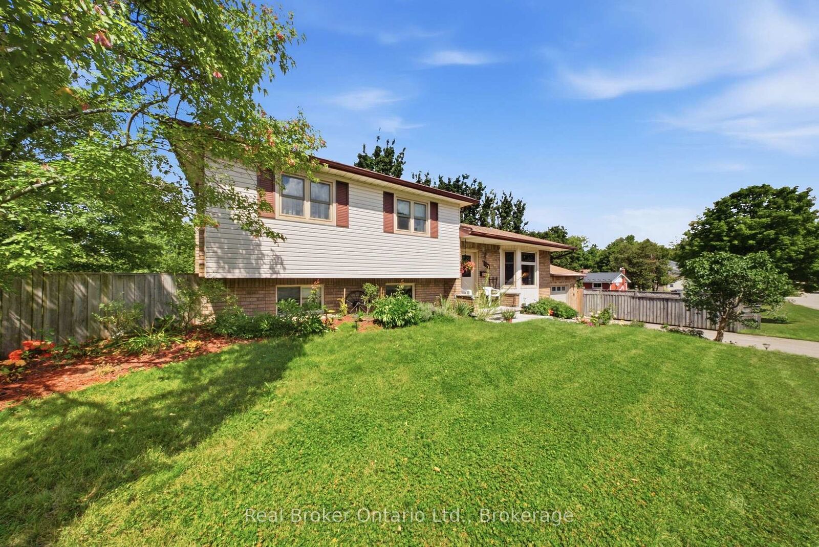 Property Photo: 134 Frederick Street ON N0B 2K0
