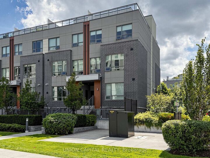 1238 Cawthra Road 4 — photo 1