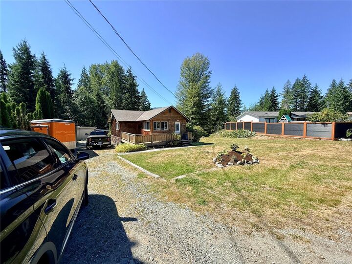 Property Photo: 4069 Nimpkish Cres BC V0N 3P0