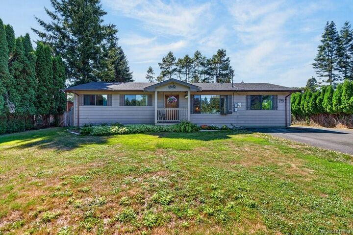Property Photo: 79 Salsbury Rd BC V9N 9L7