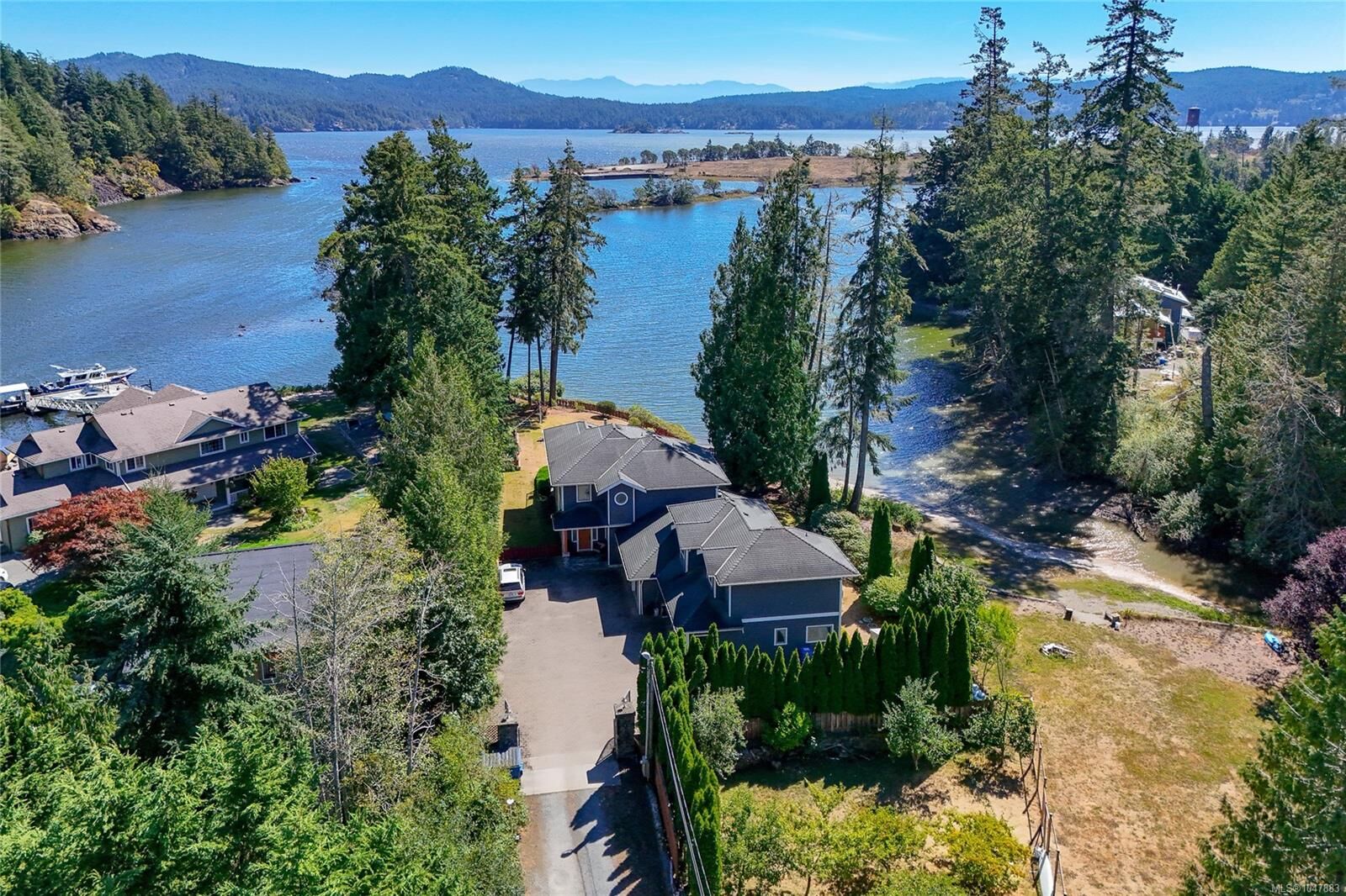 Property Photo: 5469 Sooke Rd BC V0S 1N0