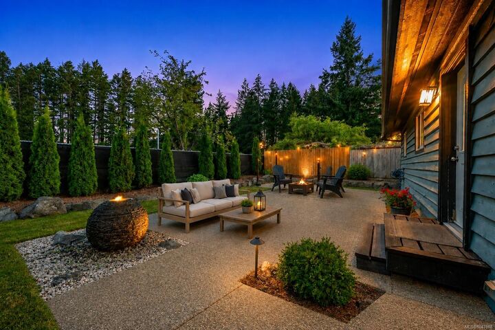 Property Photo: 1577 Baillie Rd BC V9M 4C6