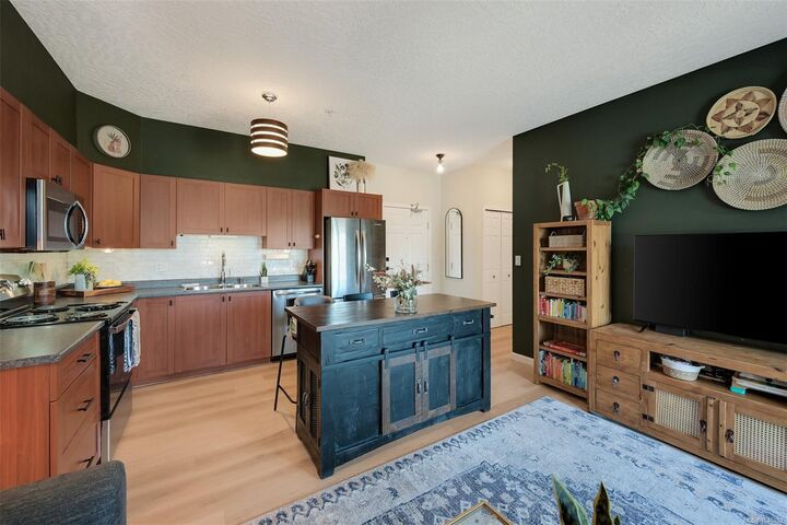 Property Photo:  383 Wale Rd #303  BC V9B 2X8 
