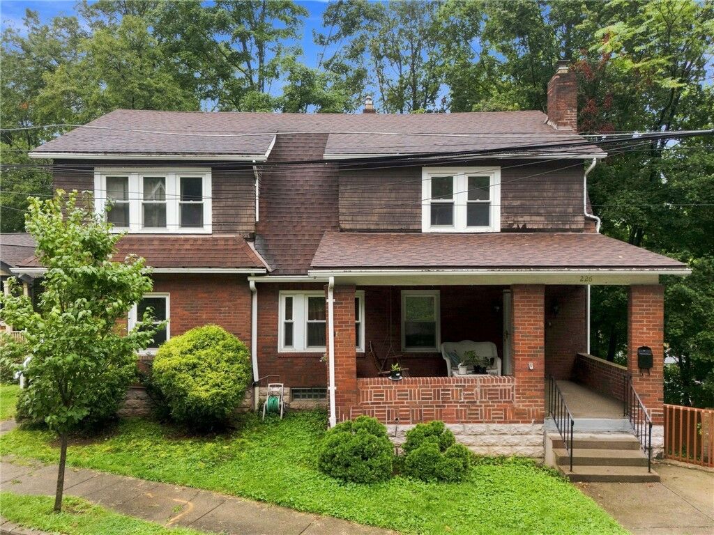 Property Photo:  226 Garland St  PA 15218 