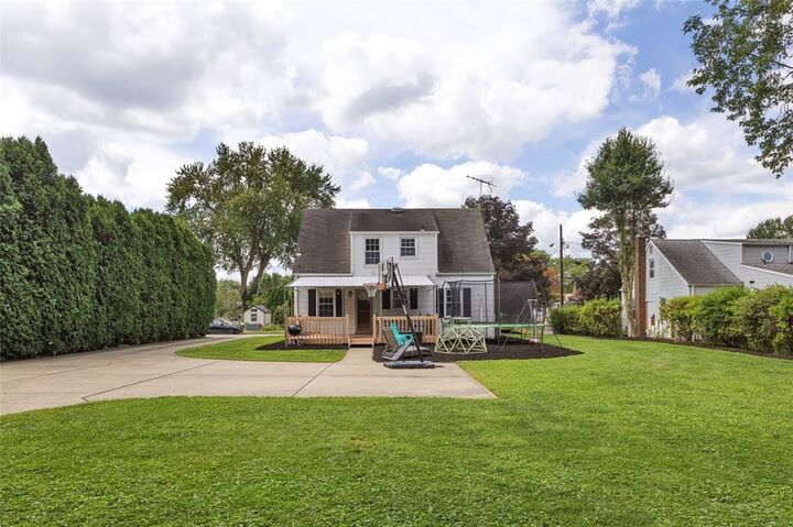 Property Photo: 216 Pennsylvania Ave PA 16063