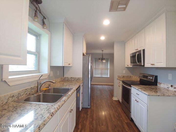 Property Photo: 227 Sunflower Drive LA 70508