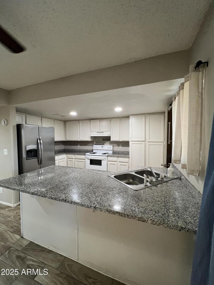 Property Photo: 5819 N 59th Drive AZ 85301