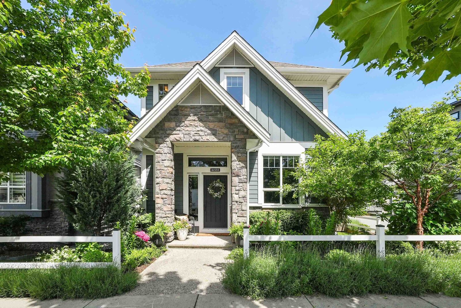 Property Photo: 16555 25 Avenue BC V3Z 0S2
