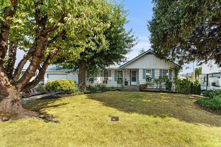 6820 Casabello Drive — photo 1