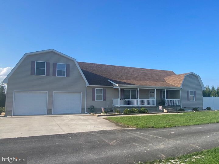 Property Photo:  21090 Persimmon Tree Lane  DE 19947 