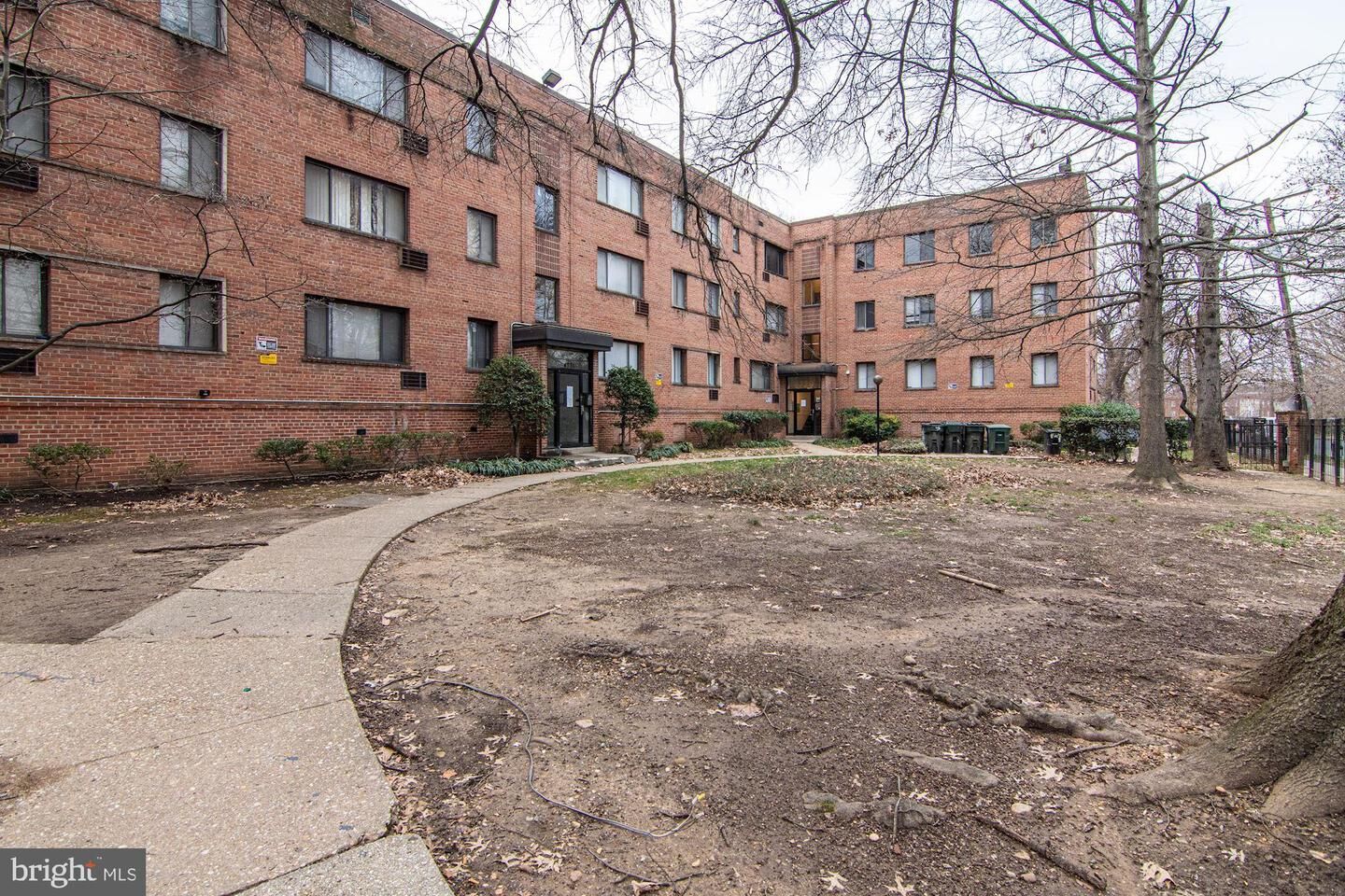 Property Photo:  4733 1st Street SW 301  DC 20032 