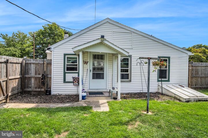 Property Photo: 309 Chestnut Street PA 17065