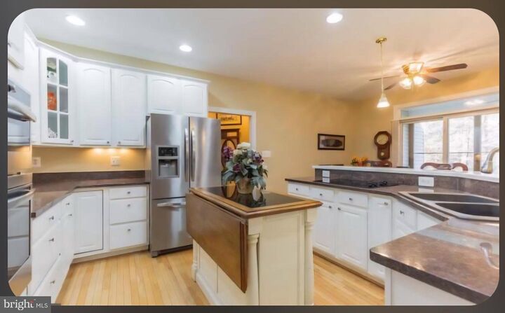 Property Photo: 6050 Deepdeen Place MD 20617