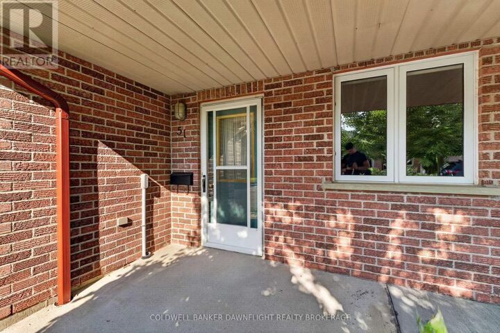 Property Photo: 300 Johnt Street South 51 ON N5A 7V5