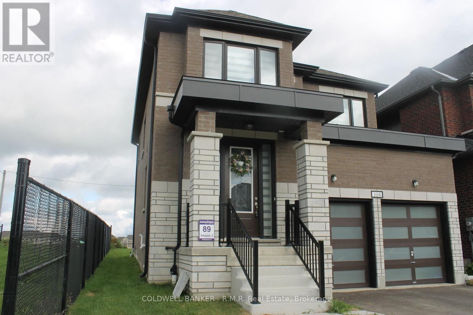 Property Photo: 104 Butler Boulevard ON K9V 0R9