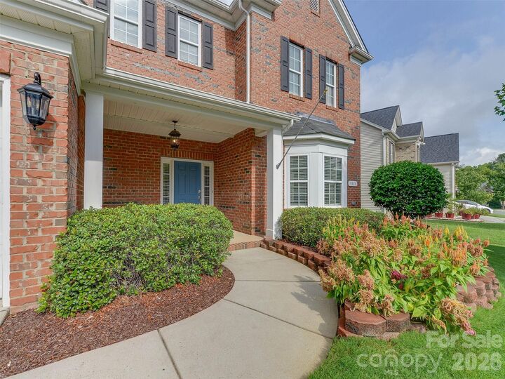 Property Photo:  5915 Trailwater Road  NC 28278 