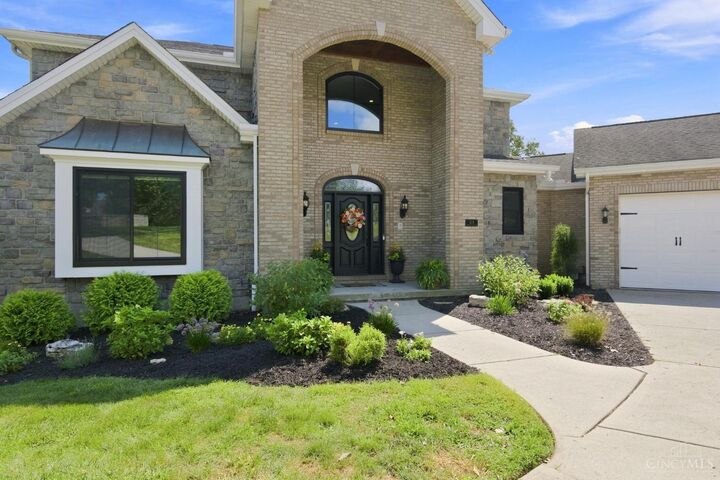 Property Photo:  33 St Andrews Drive  OH 45052 