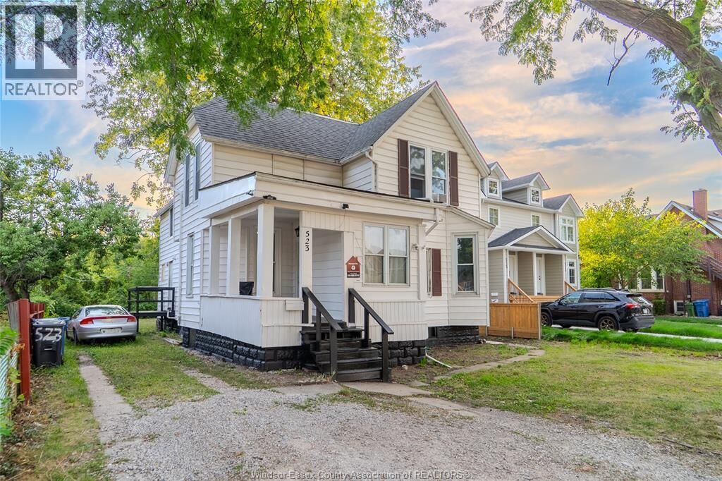 Property Photo:  523 Caron Avenue  ON N8T 1C1 