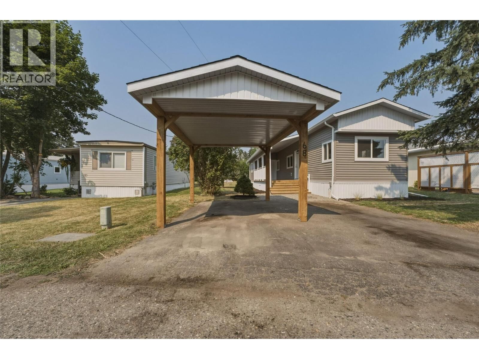 Property Photo:  5484 Okanagan Landing Road 68  BC V1T 7A8 