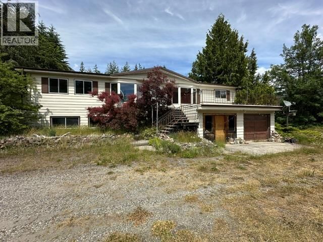 Property Photo:  4780 Twin Bays Road  BC V0G 1M0 