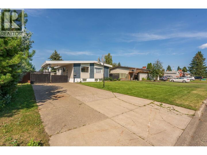 Property Photo: 1126 Cluculz Avenue BC V2M 4G2
