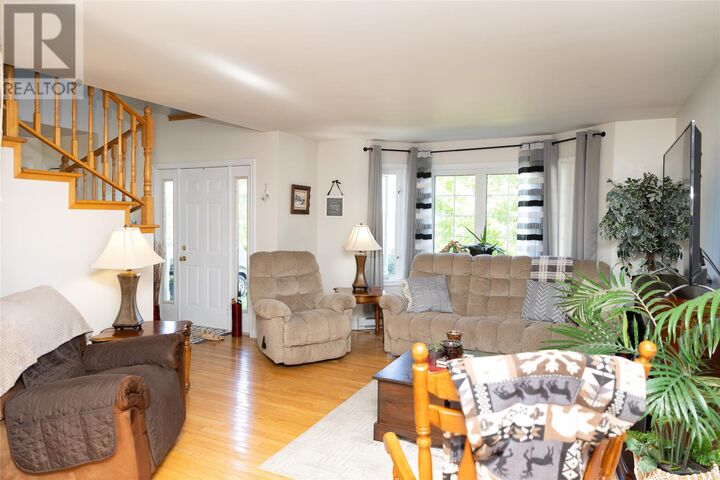 Property Photo:  12 Lakeview Place  NL A0G 2G0 