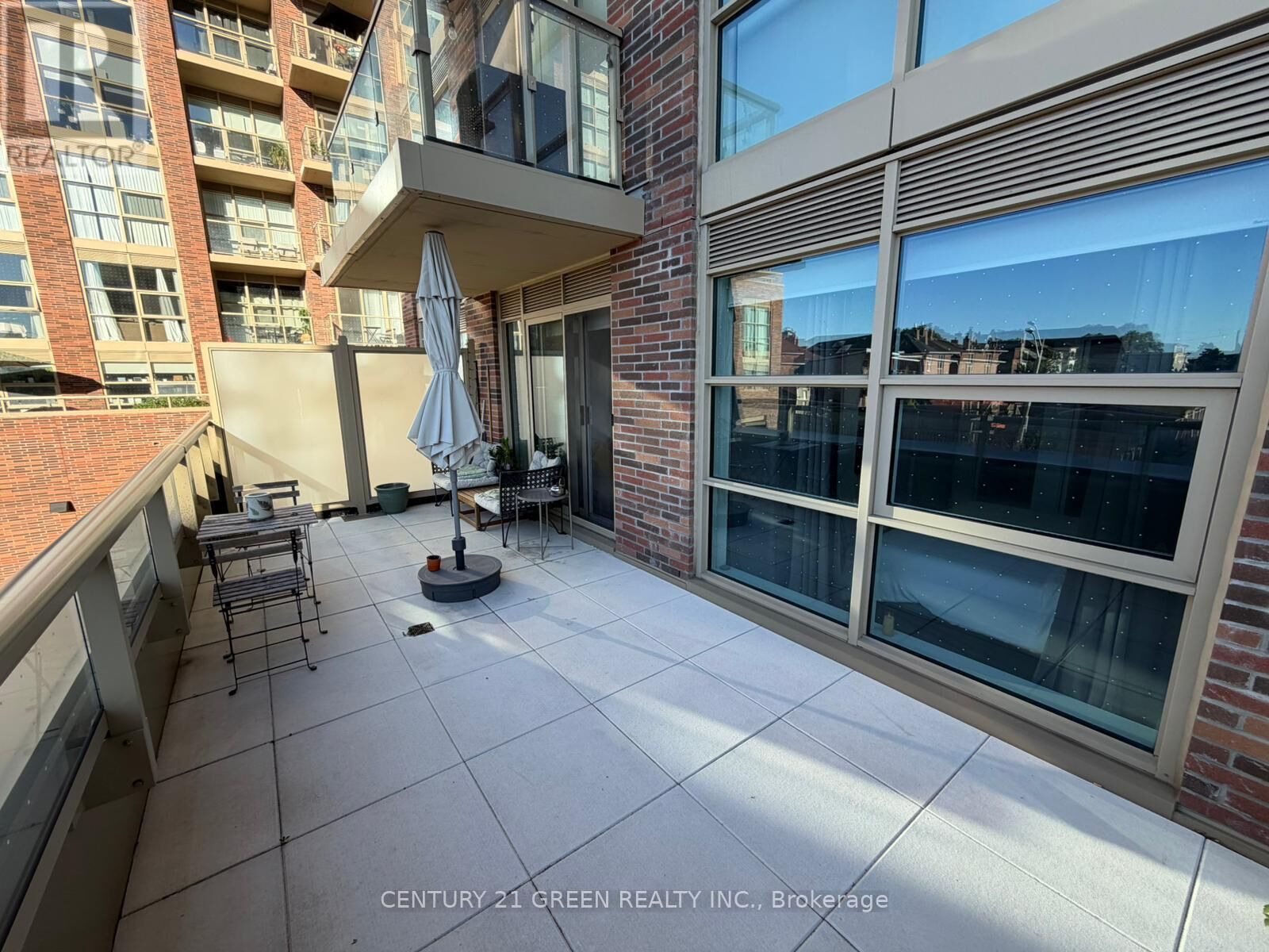 Property Photo:  1787 St. Clair Avenue West 201  ON M6N 1J6 