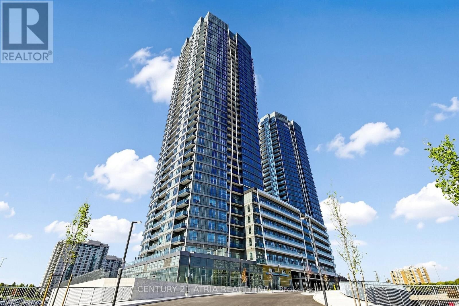Property Photo:  30 Upper Mall Way 508  ON L4J 0L7 