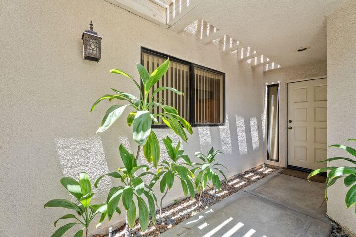 Property Photo:  23 Mission Court  CA 92270 
