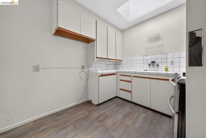 Property Photo:  59 Santa Fe Ave  CA 94124 