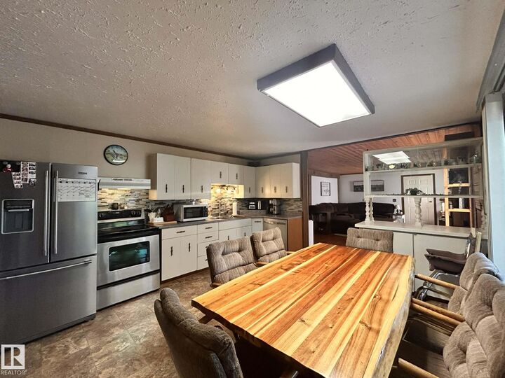 Property Photo: 5013 50 Street AB T0B 3T0