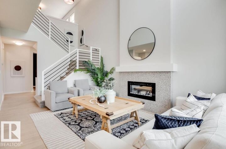 Property Photo:  5511 69 Street  AB T4X 2Z7 